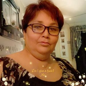 Meet your Posher, Eva